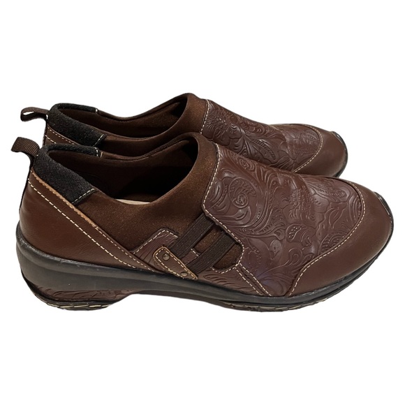 Shoes By Jamba - Picture 6 of 17